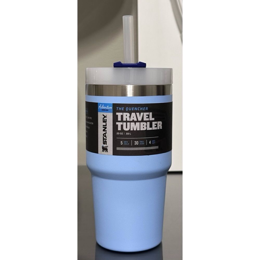 Stanley Adventure Quencher 20oz Tumbler- CORNFLOWER‎